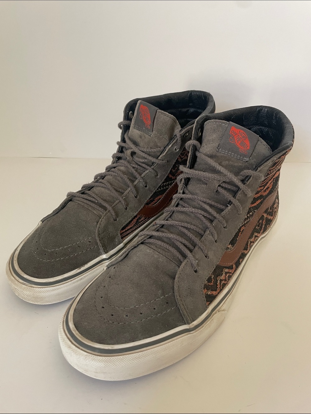 Vans Sk8-Hi Gray Suede Tribal Print High Top Sneakers Mens 12